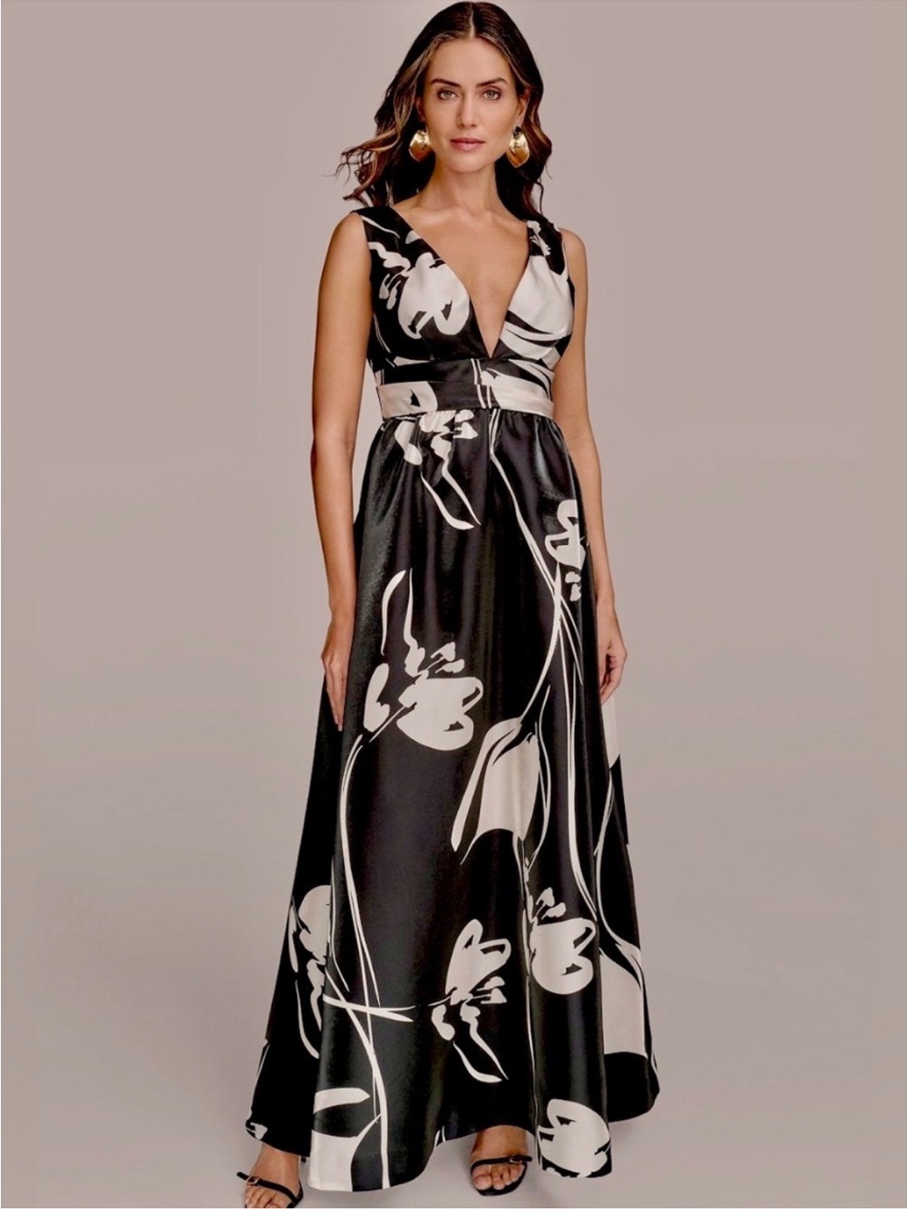 NWT Donna Karan FLORAL SHIMMER
MIKADO SLEEVELESS
BALL GOWN 16
